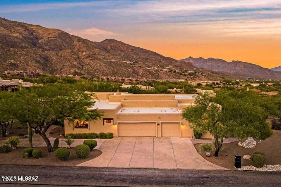 6578 N Paseo Tamayo