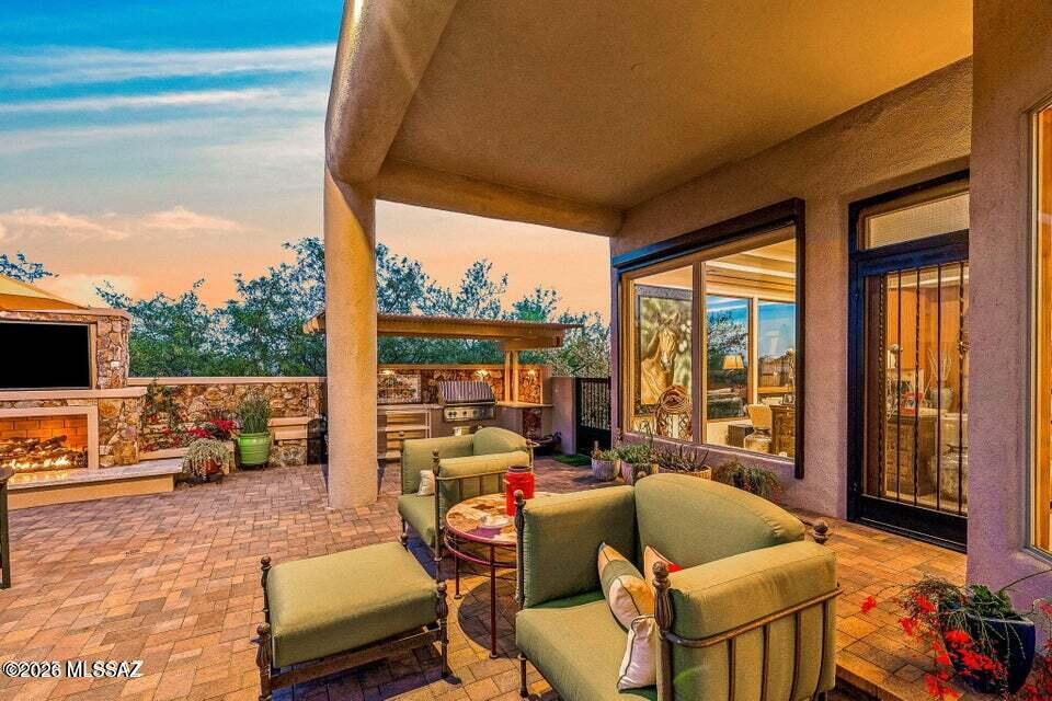 6578 N Paseo Tamayo