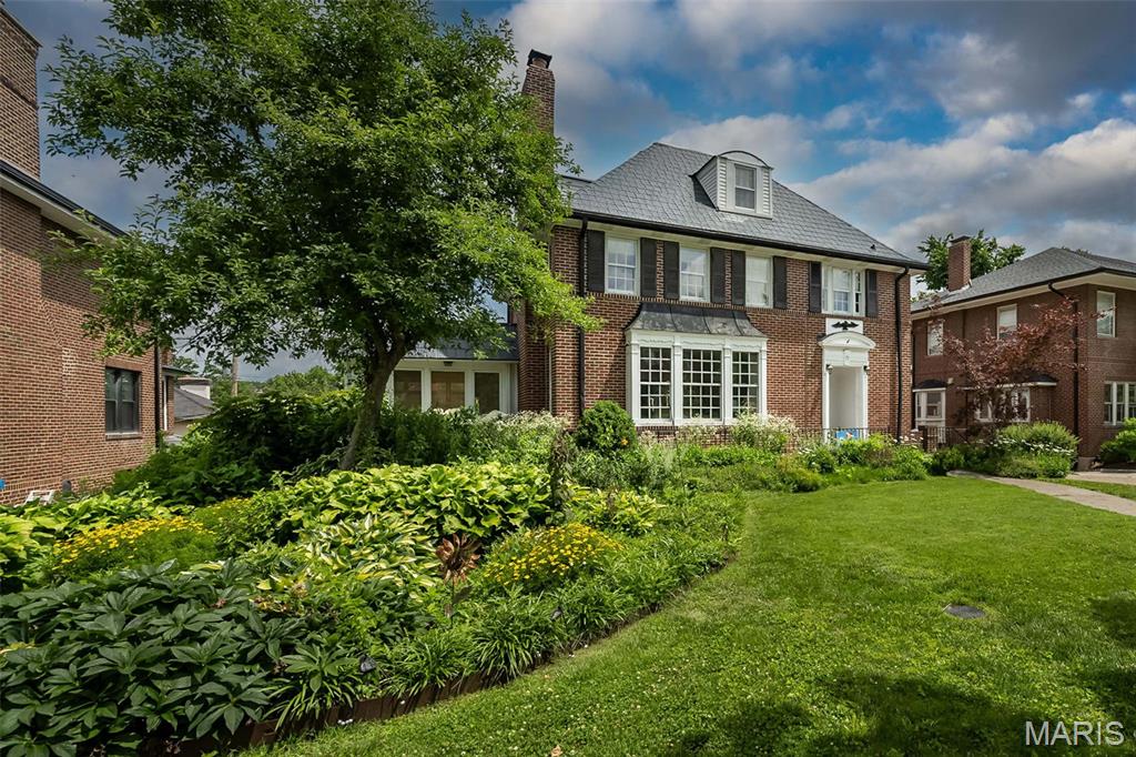 77 Aberdeen Place
