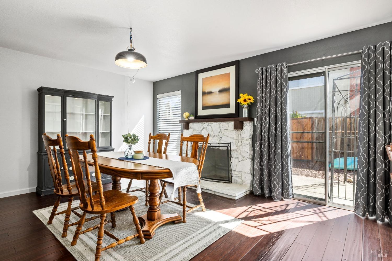 1622 Via Del Cabana St