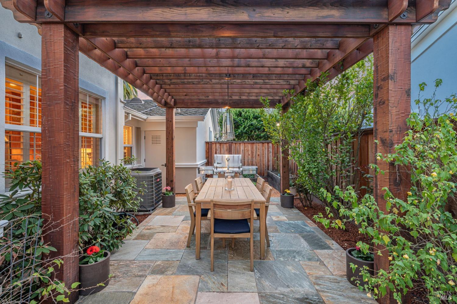 6268 Old Redwood Hwy