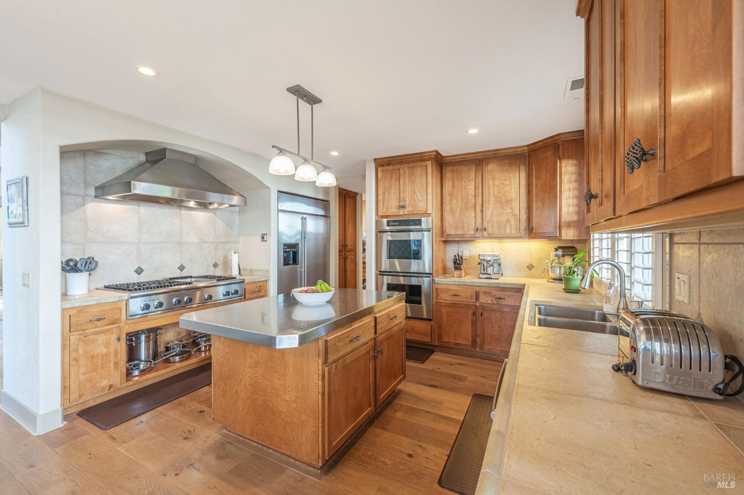 6268 Old Redwood Hwy