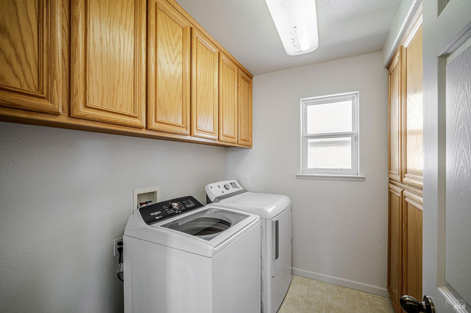 651 Decanter Cir
