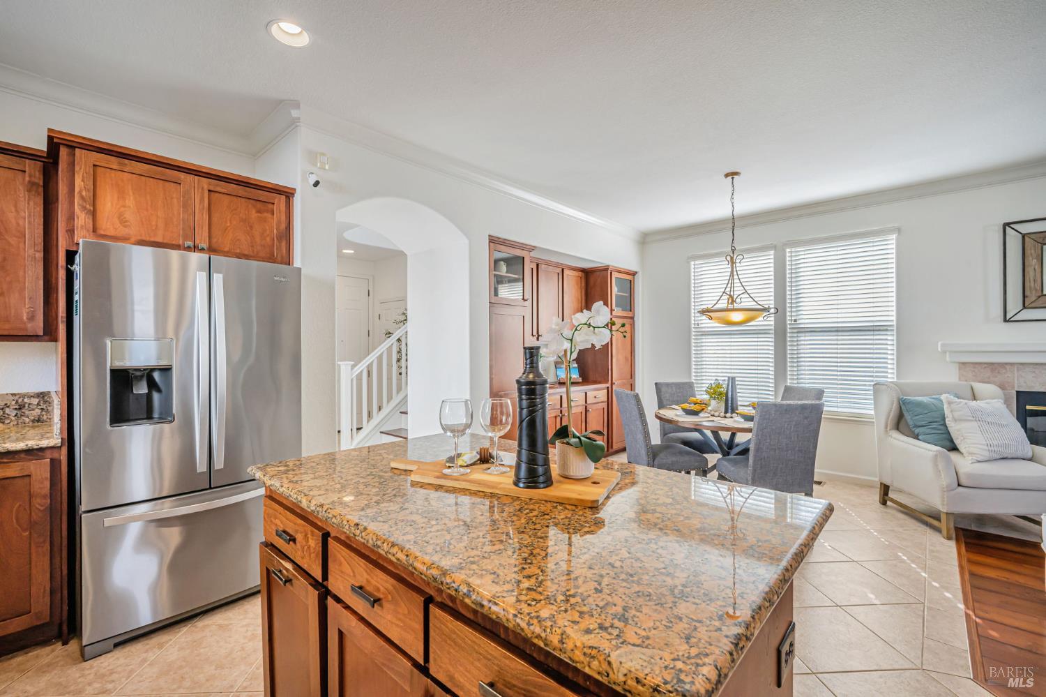 651 Decanter Cir