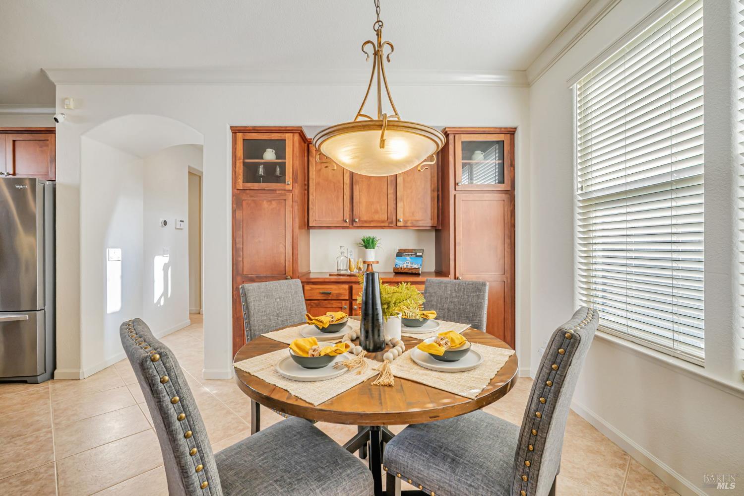 651 Decanter Cir