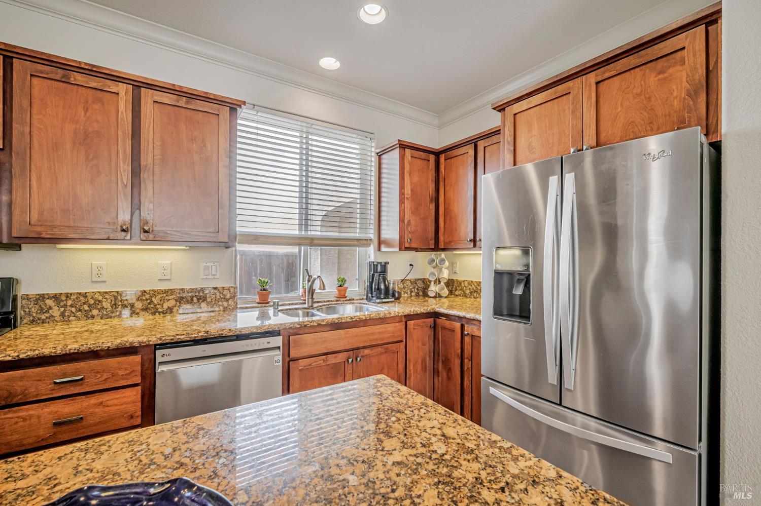 651 Decanter Cir