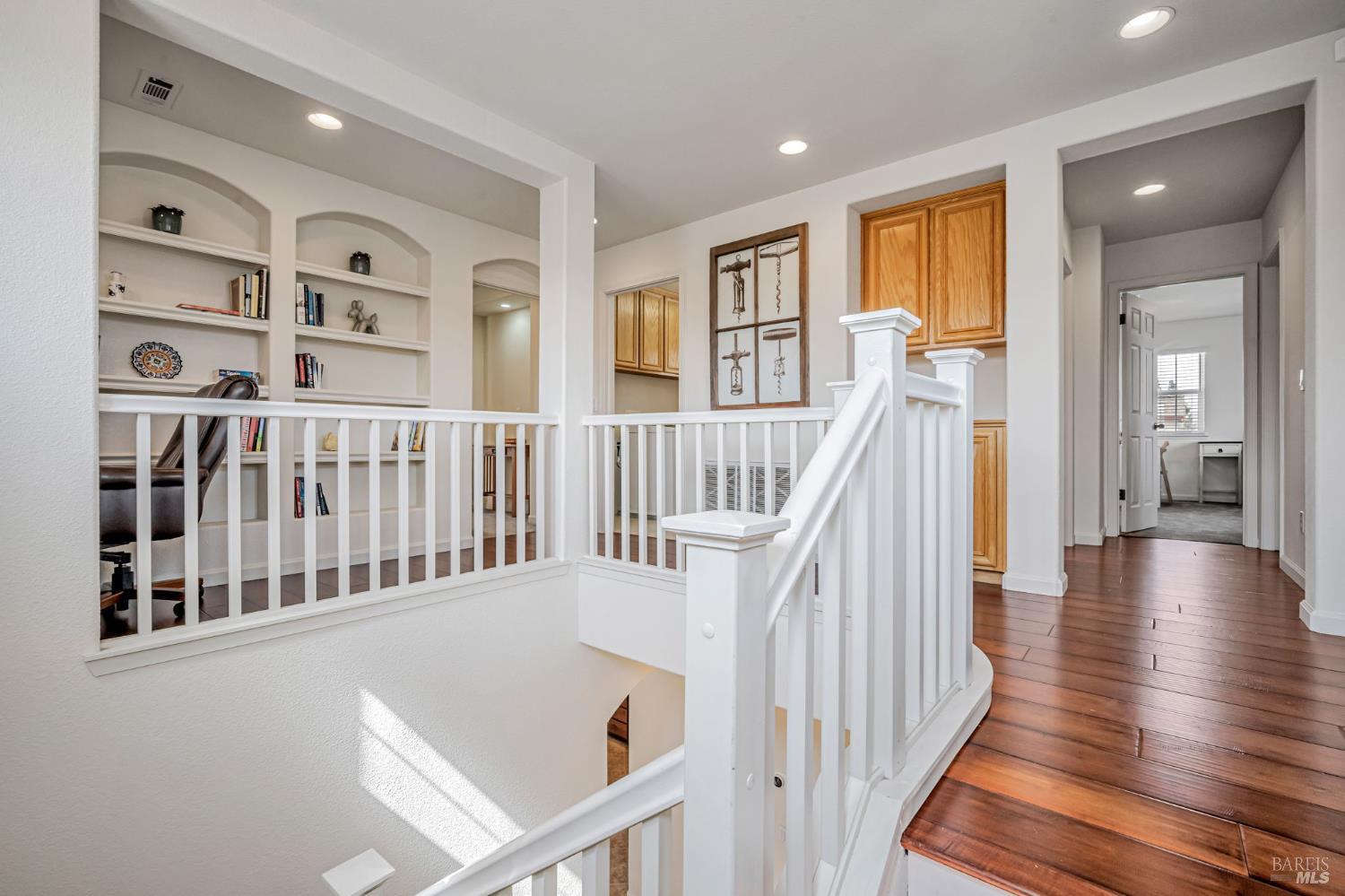 651 Decanter Cir