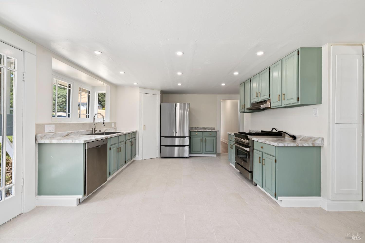 12900 S Highway 101 Hwy