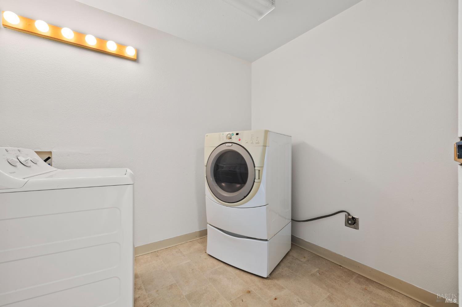 12900 S Highway 101 Hwy