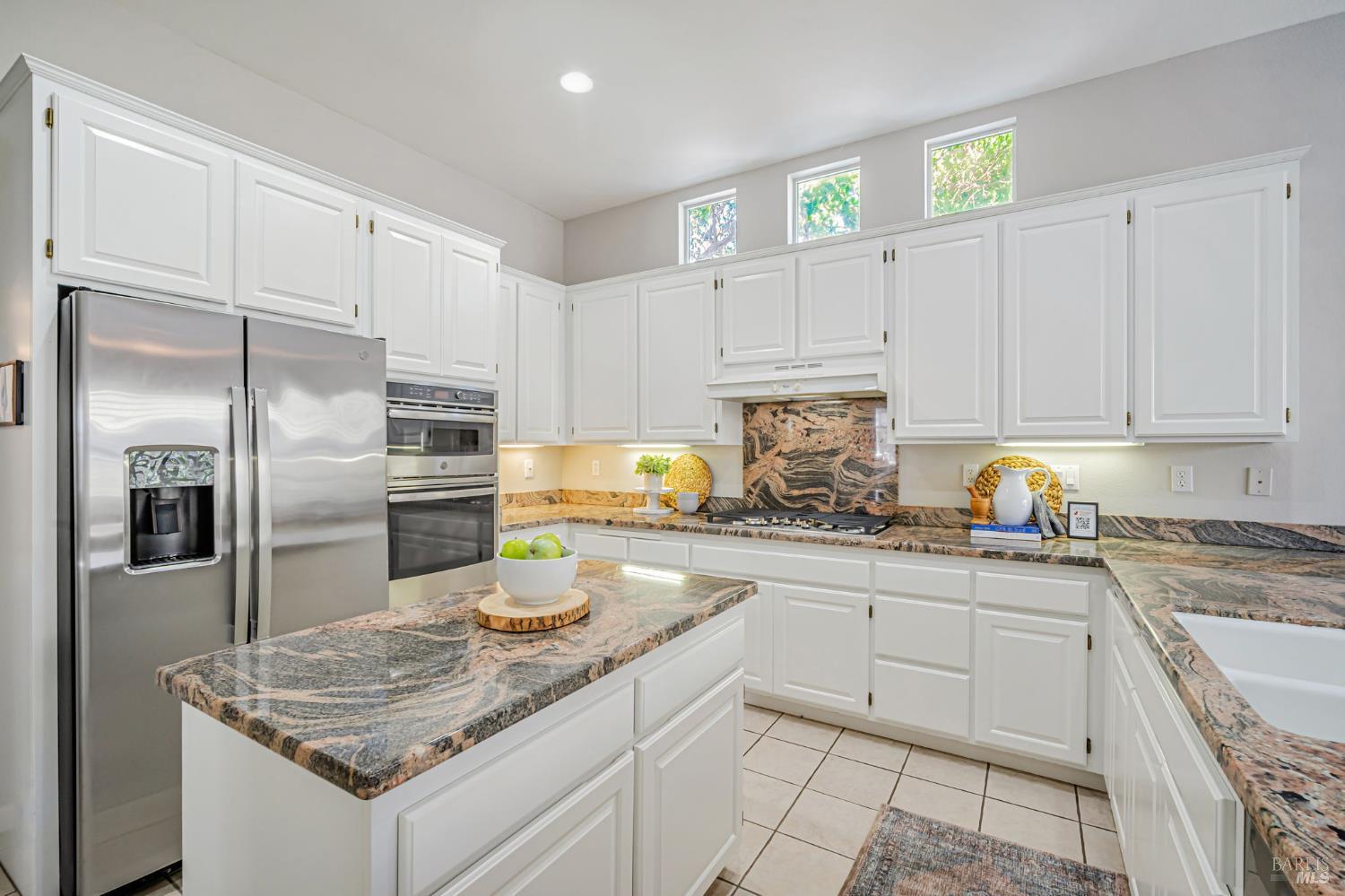 1279 Eagle Dr