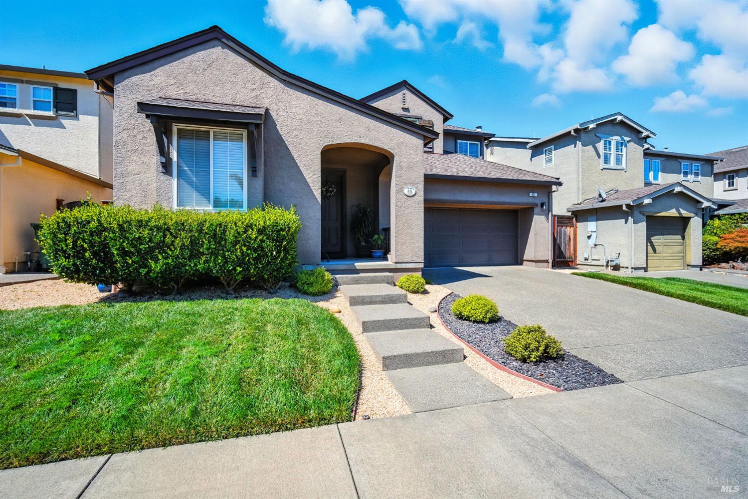 432 Goblet Pl