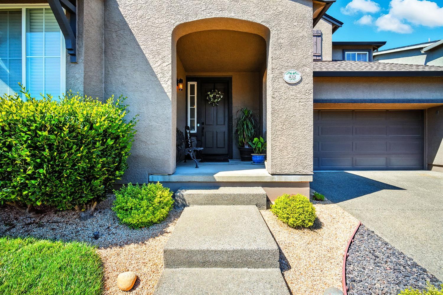 432 Goblet Pl