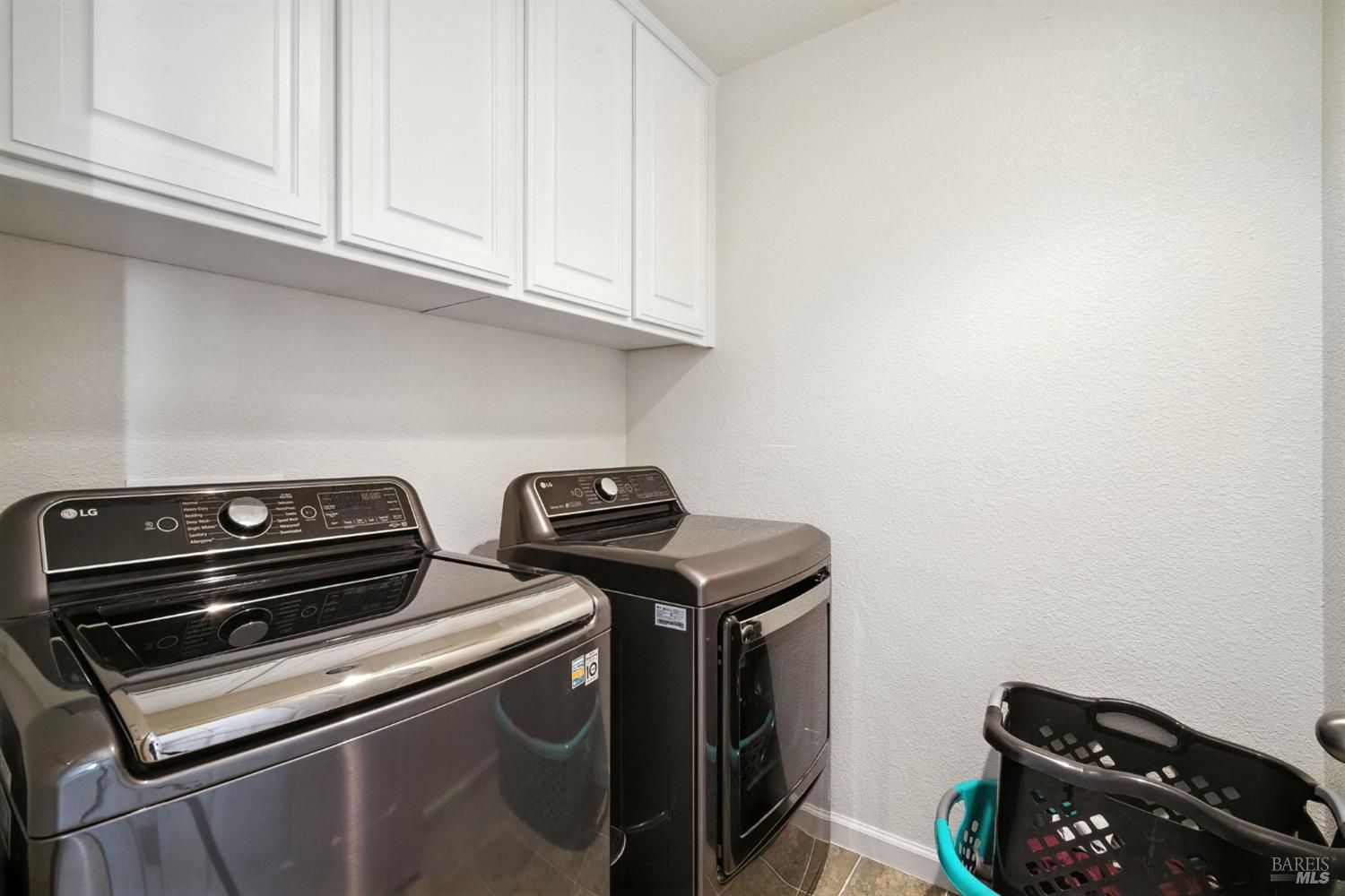 432 Goblet Pl