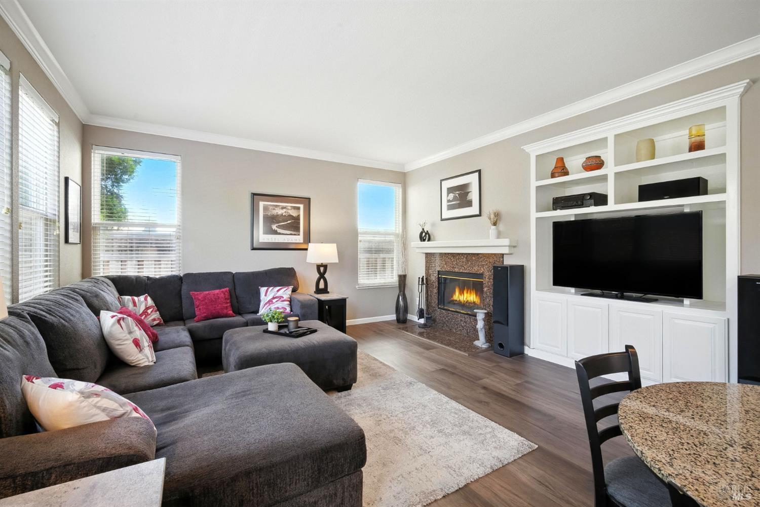 432 Goblet Pl