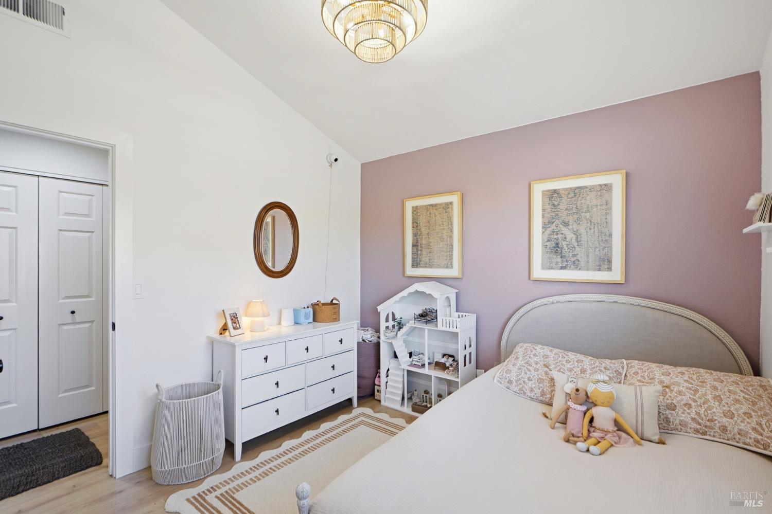 2321 Weatherby Avenue