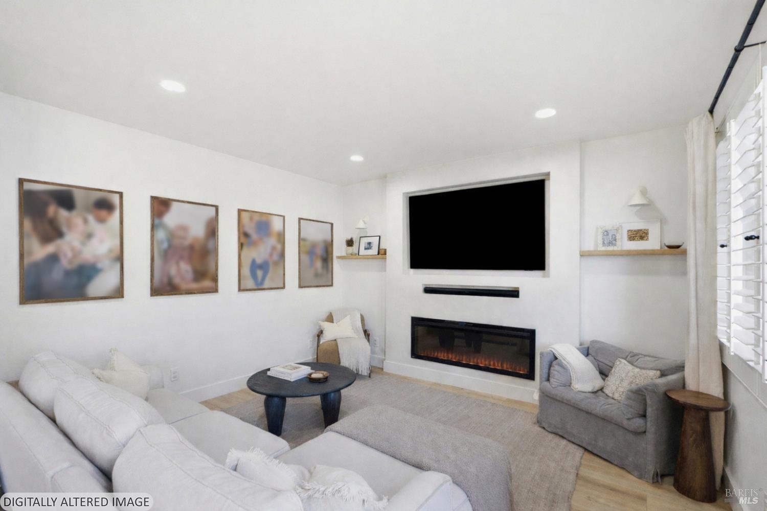 2321 Weatherby Avenue