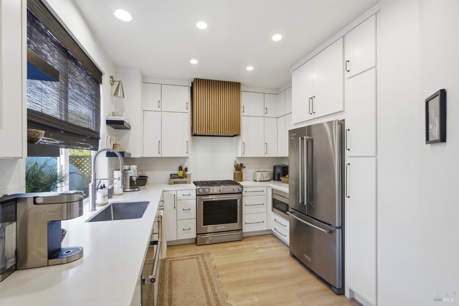 2321 Weatherby Avenue