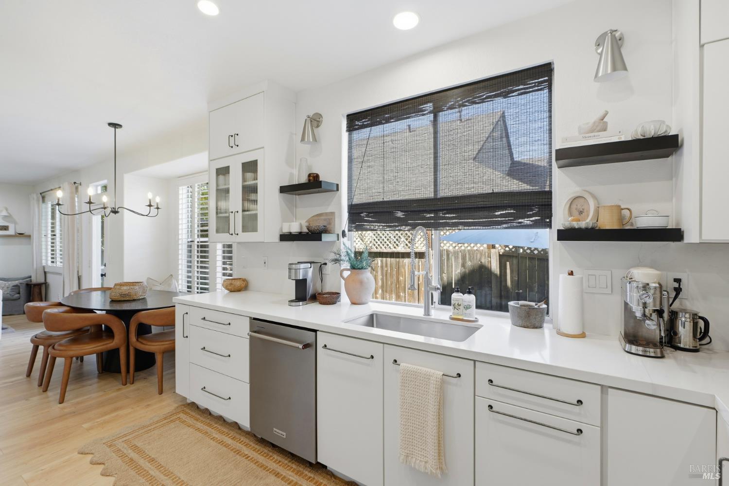 2321 Weatherby Avenue