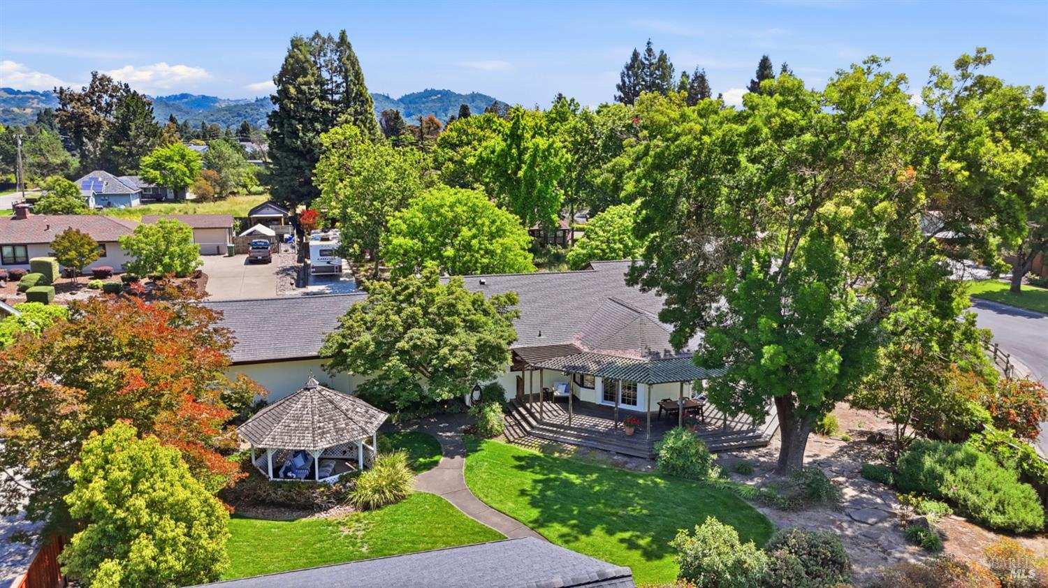 6123 Tamara Lane