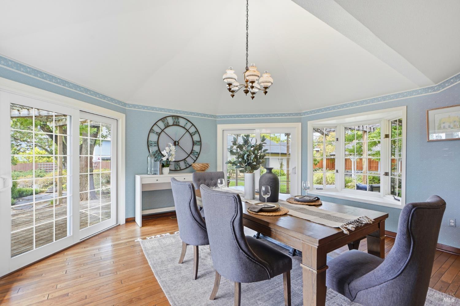 6123 Tamara Lane