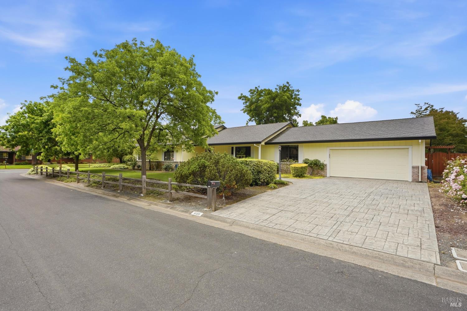 6123 Tamara Lane