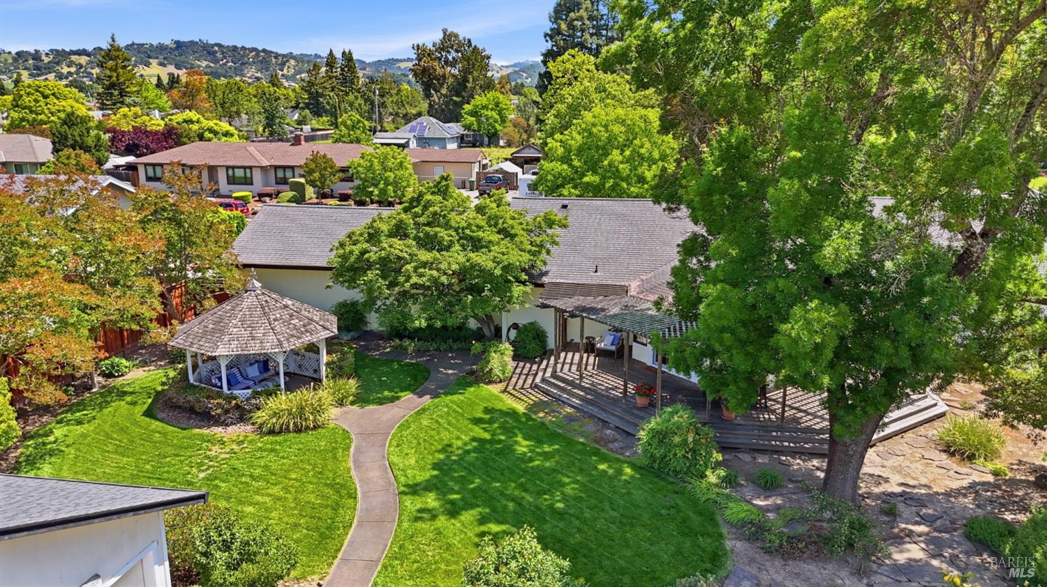 6123 Tamara Lane