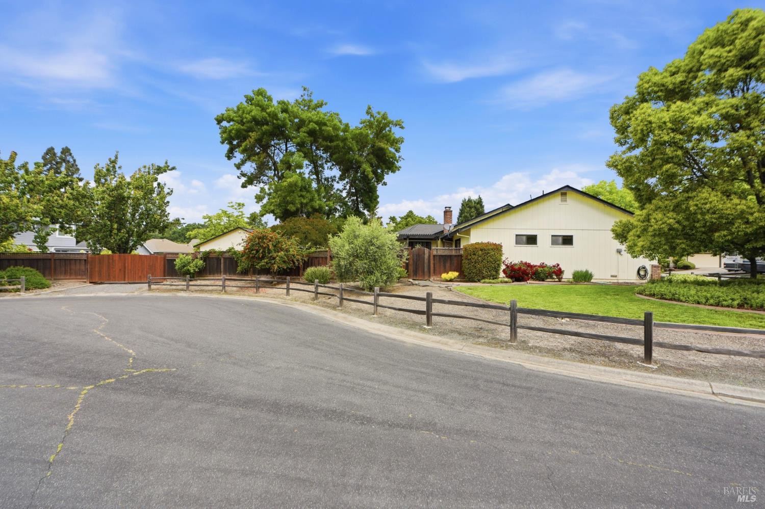 6123 Tamara Lane