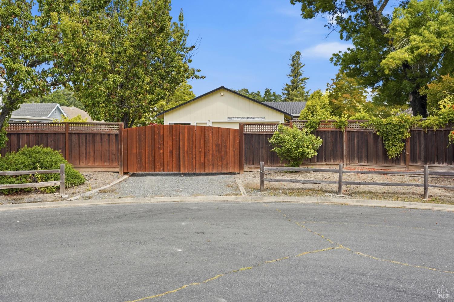 6123 Tamara Lane