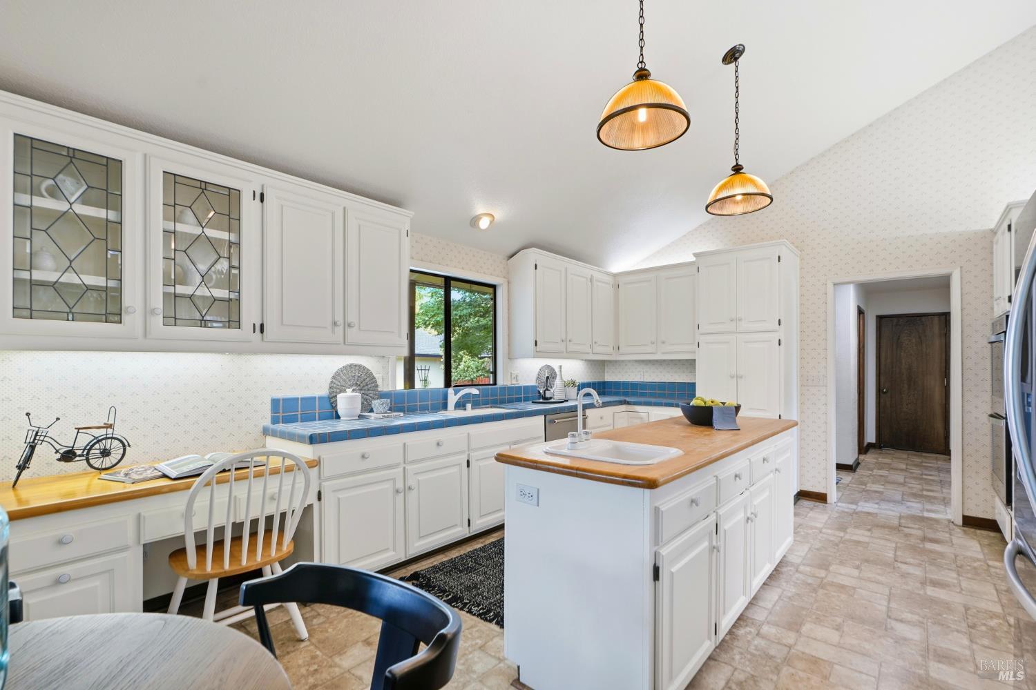 6123 Tamara Lane