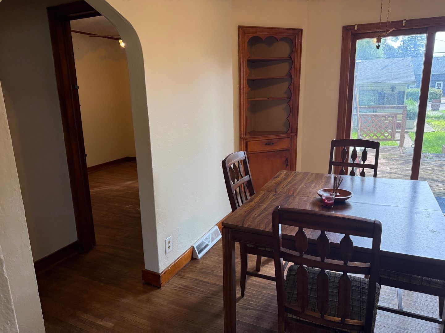 5143 Illinois Street