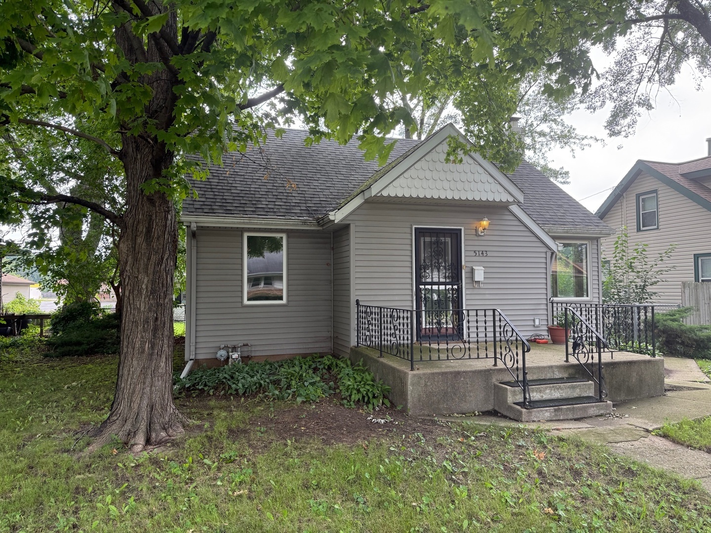 5143 Illinois Street