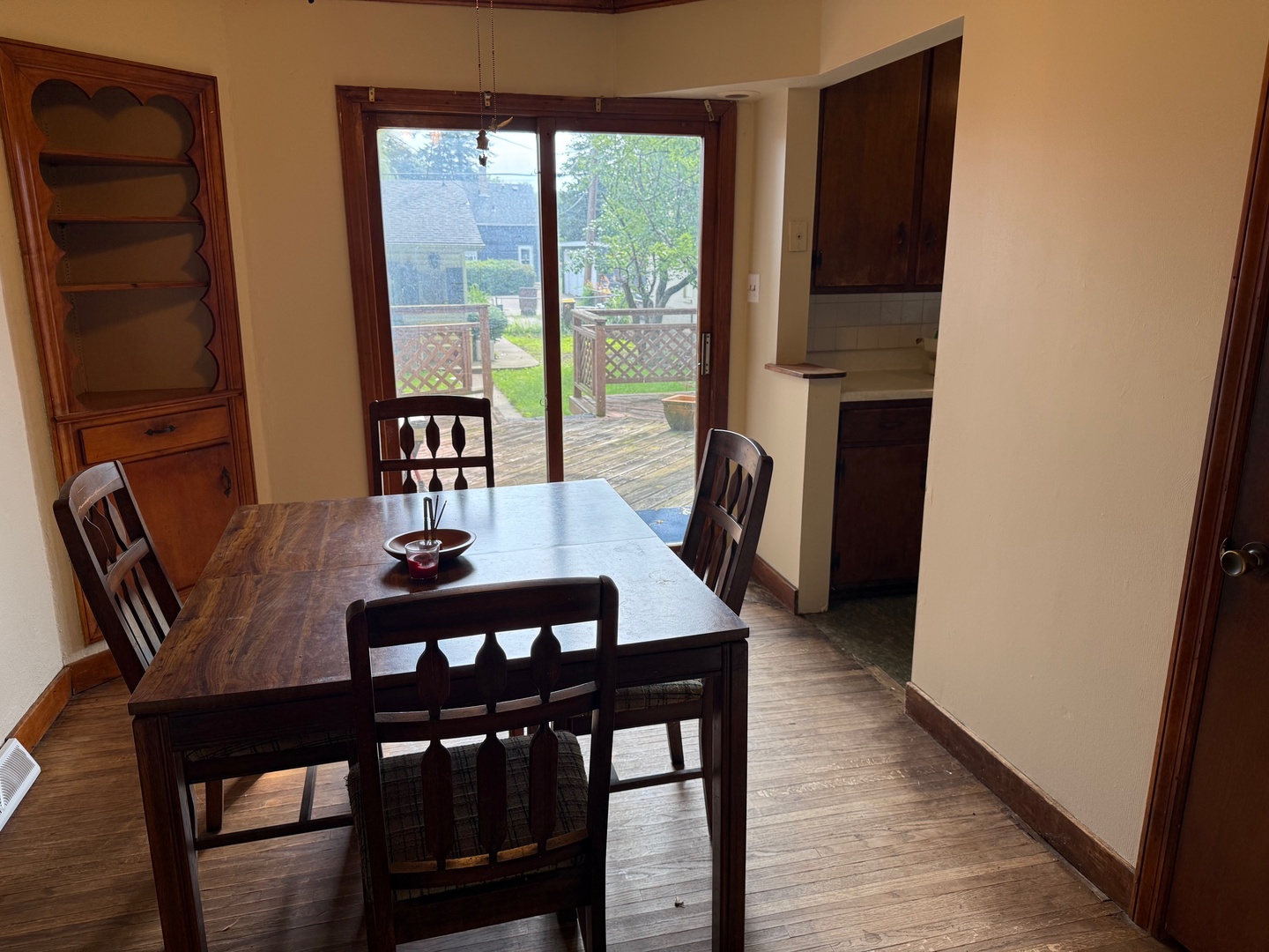 5143 Illinois Street