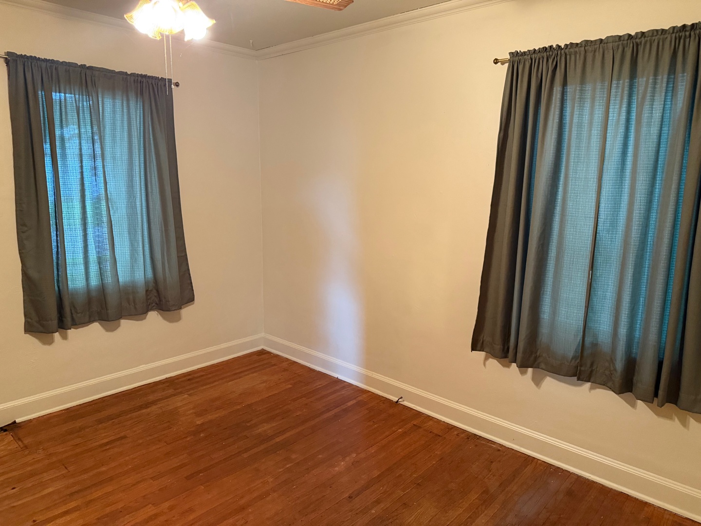 5143 Illinois Street