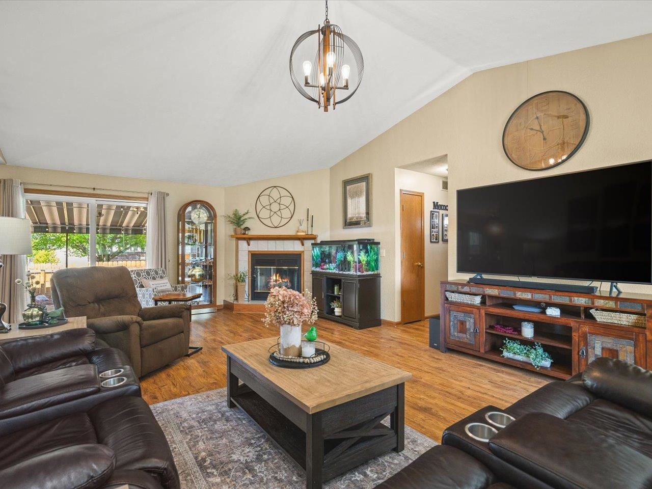 6322 Tudor Lane