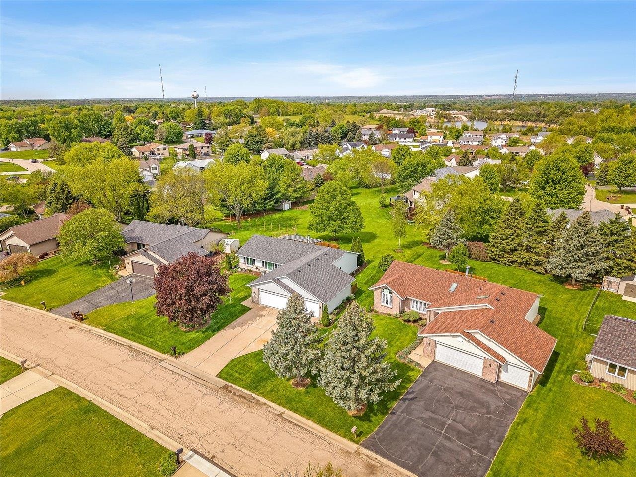6322 Tudor Lane
