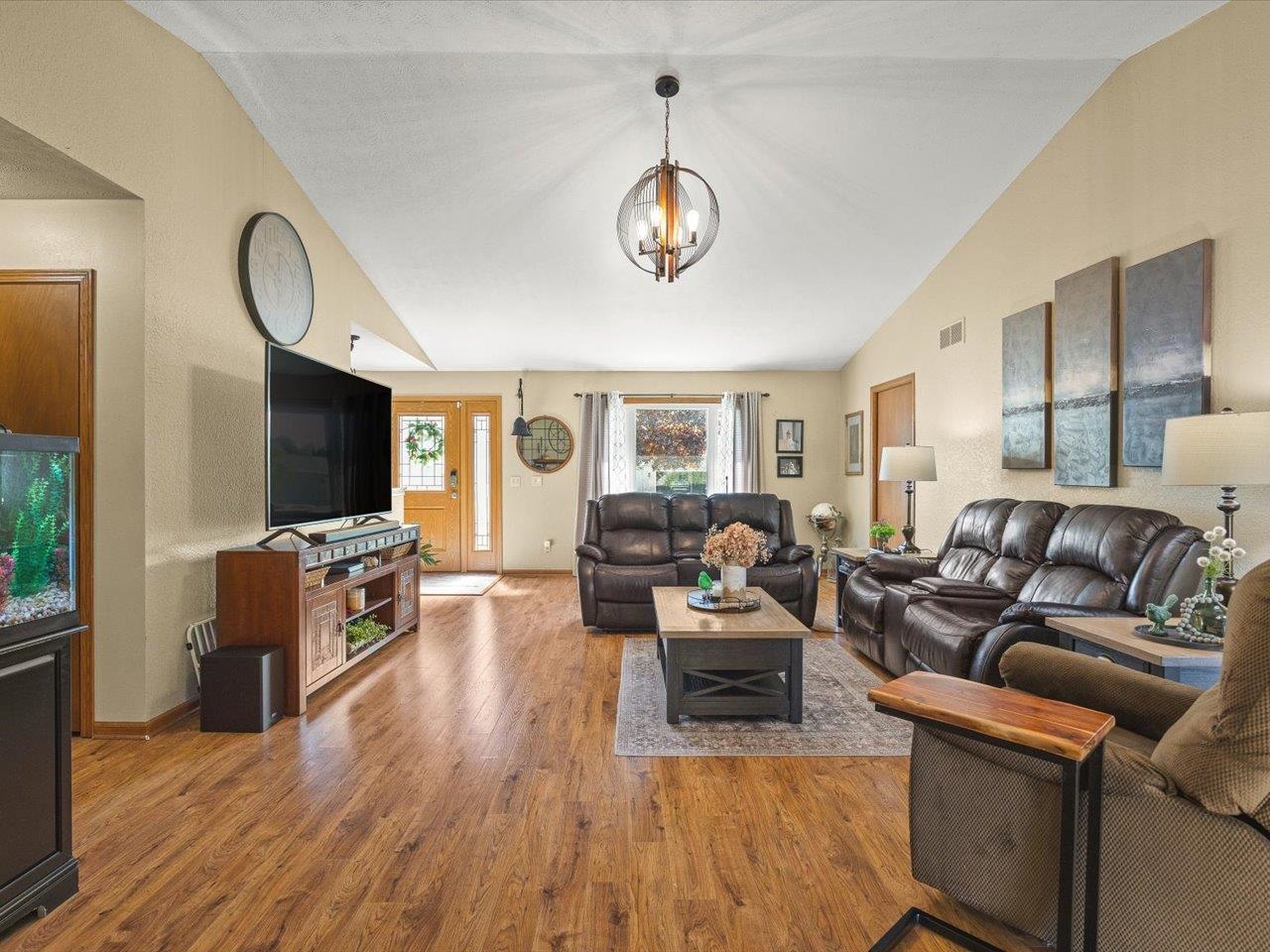 6322 Tudor Lane