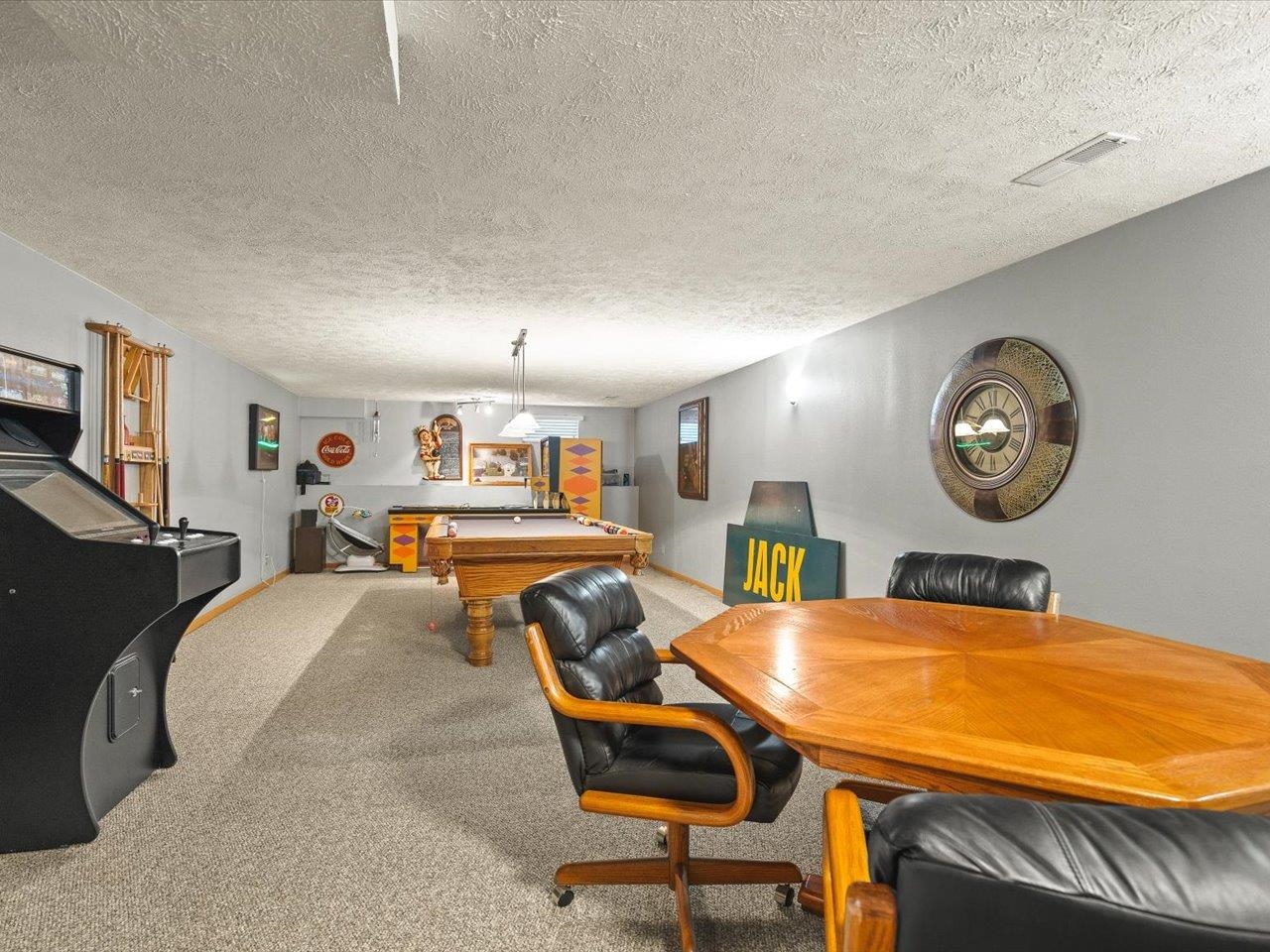 6322 Tudor Lane