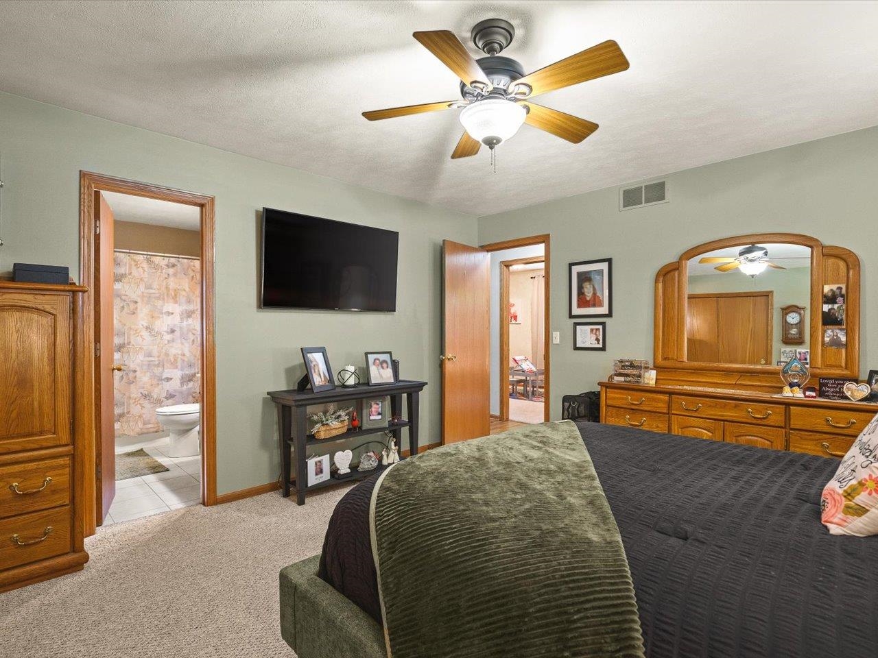 6322 Tudor Lane