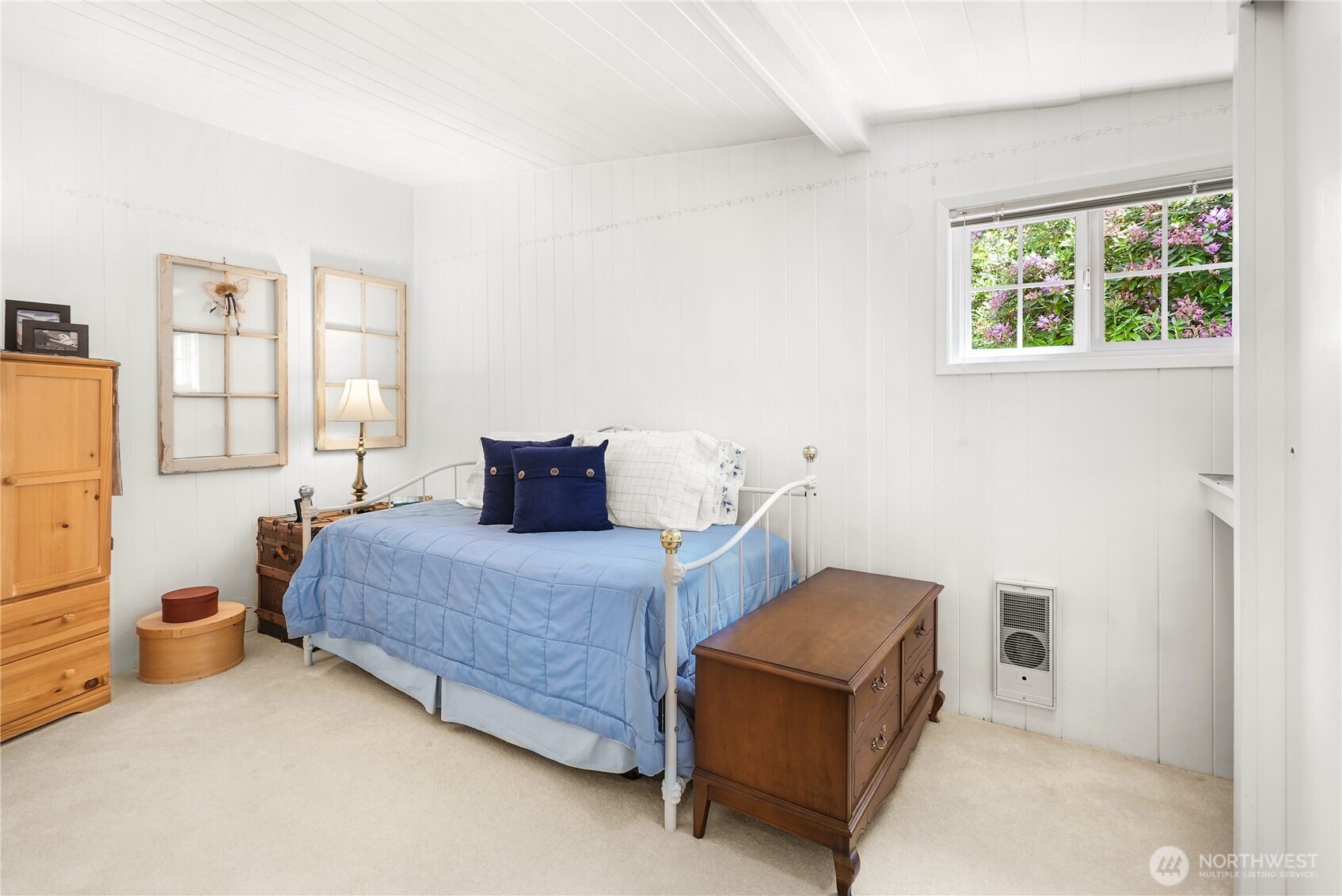 29 NW LAKE ROESIGER ROAD