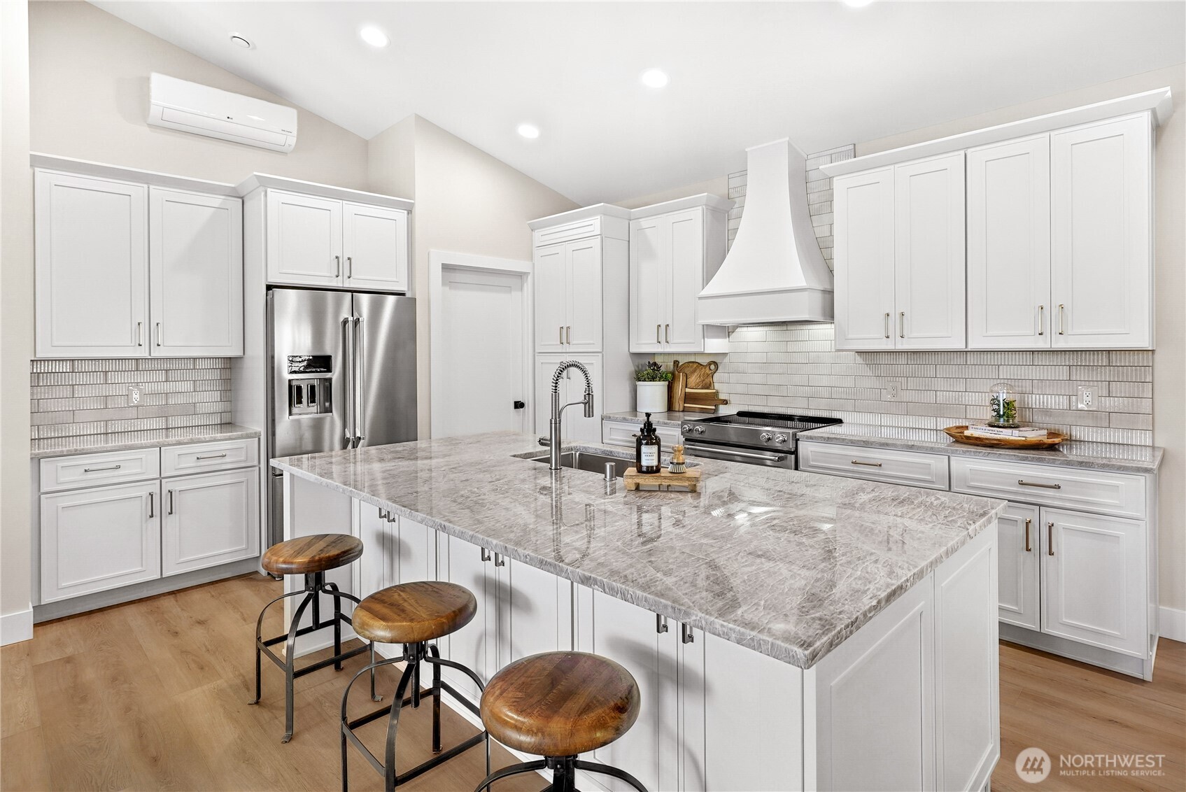 7409 142ND DRIVE SE