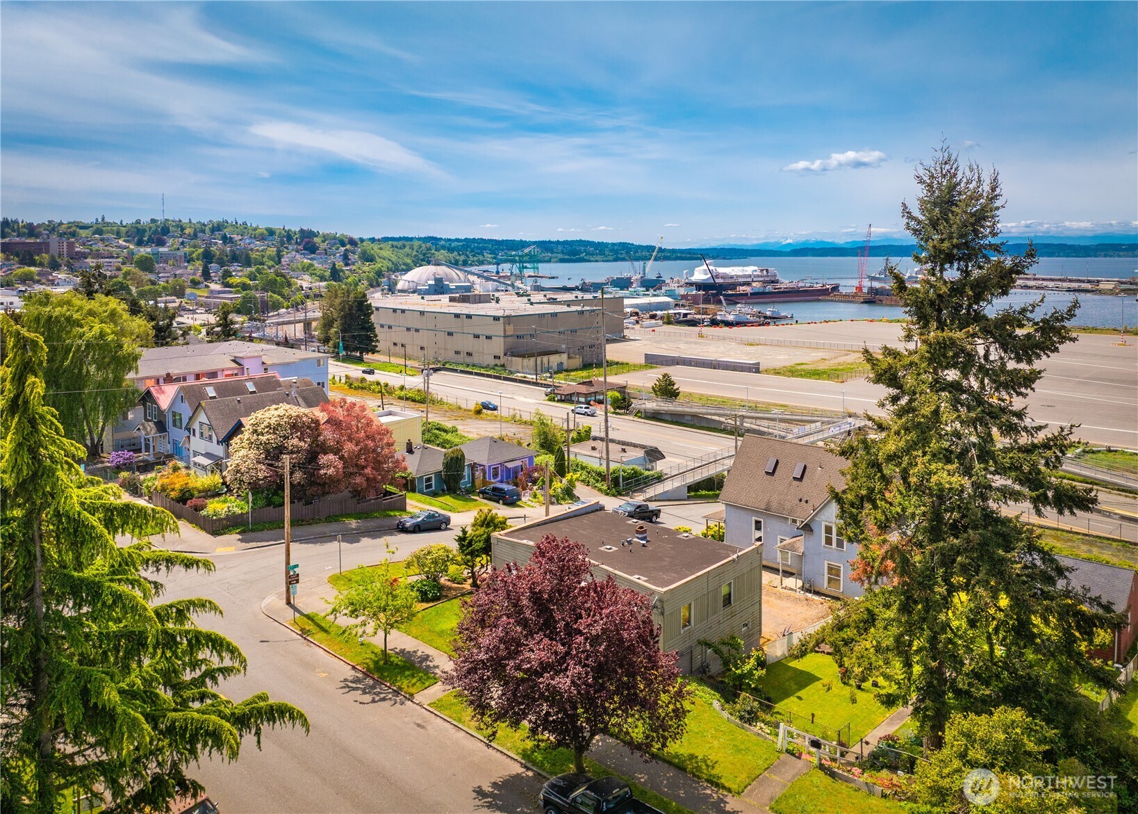 2423 Grand Avenue Unit: 5
