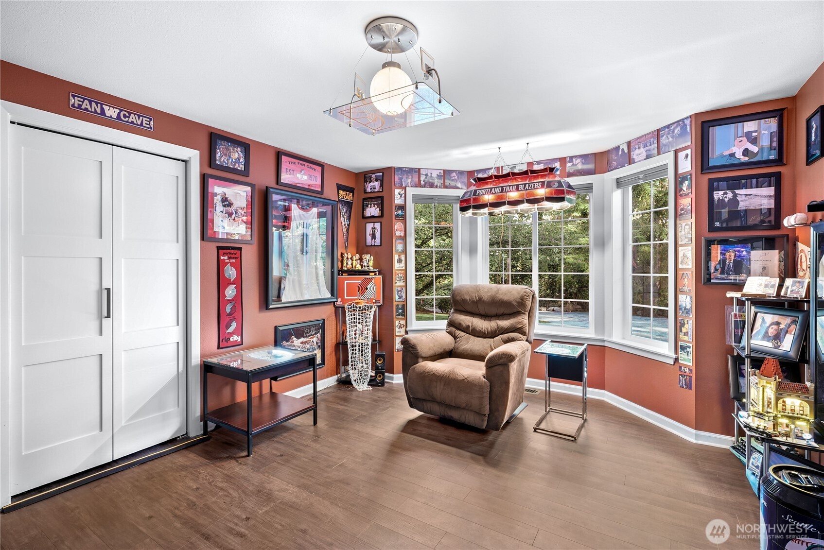 18132 WAVERLY DRIVE