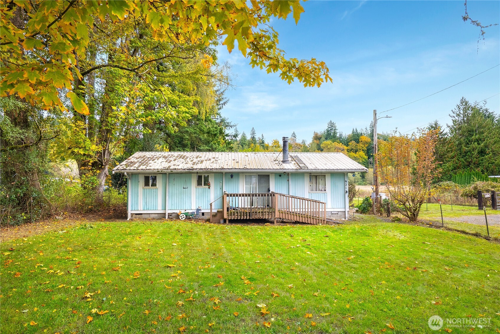 921 RUSSELL ROAD
