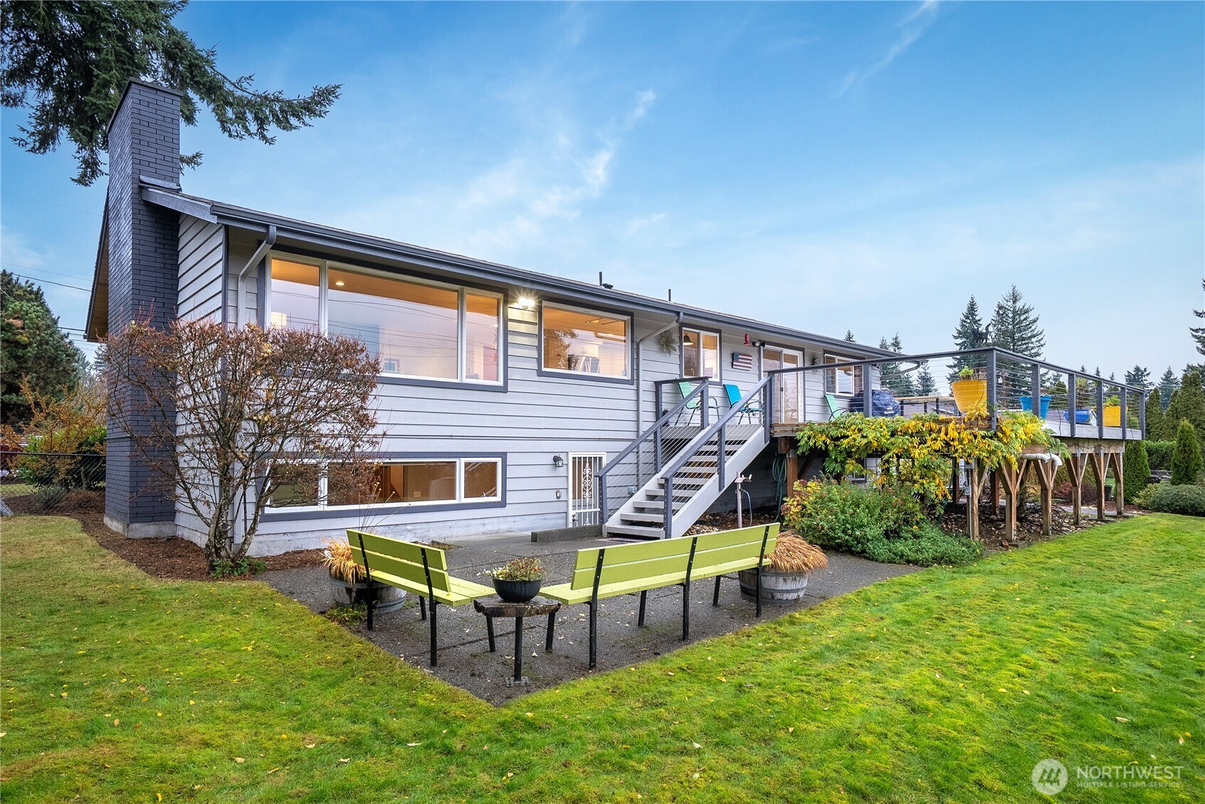 8831 RIVERCREST AVENUE