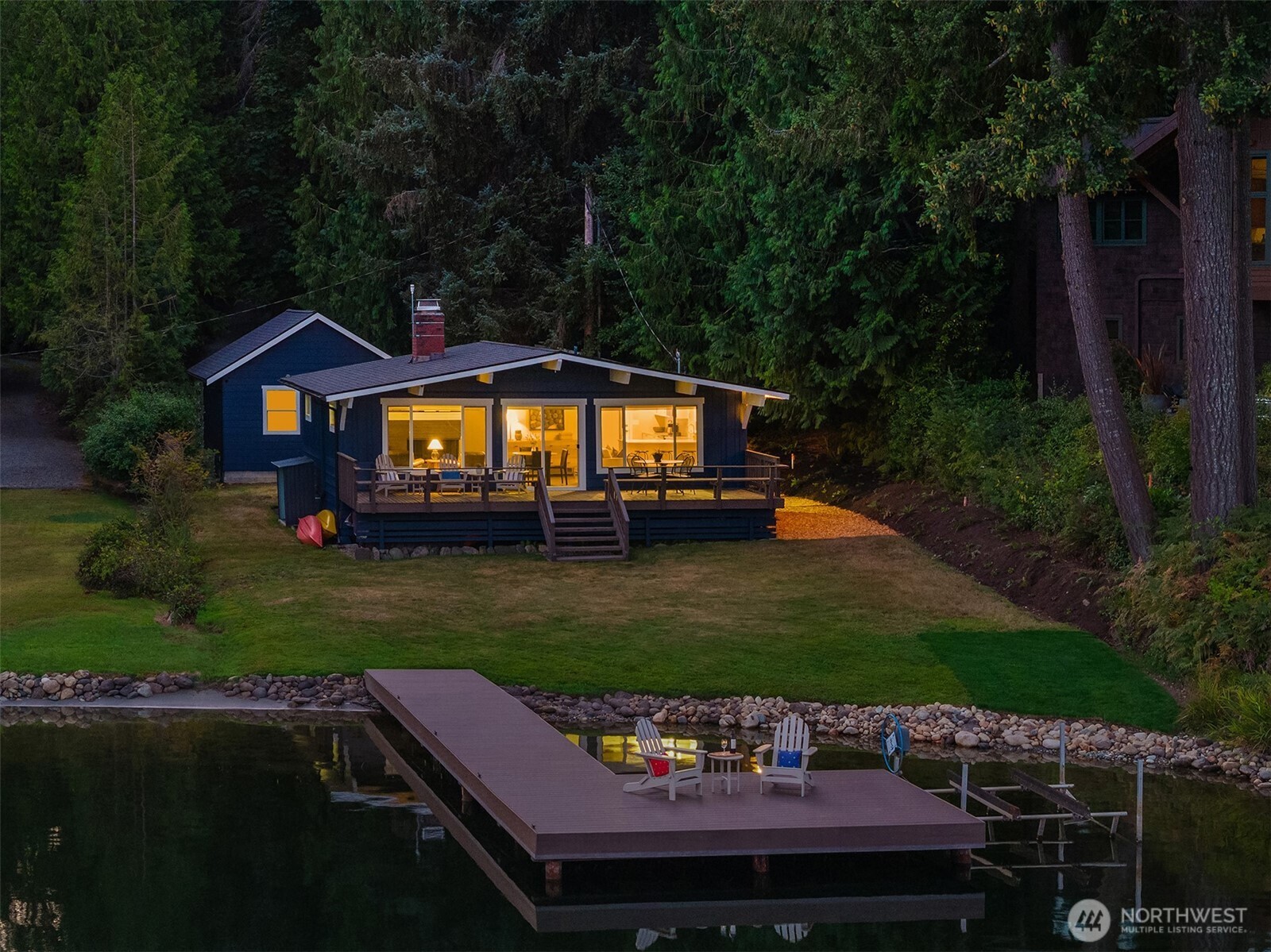 3 SW LAKE ROESIGER ROAD