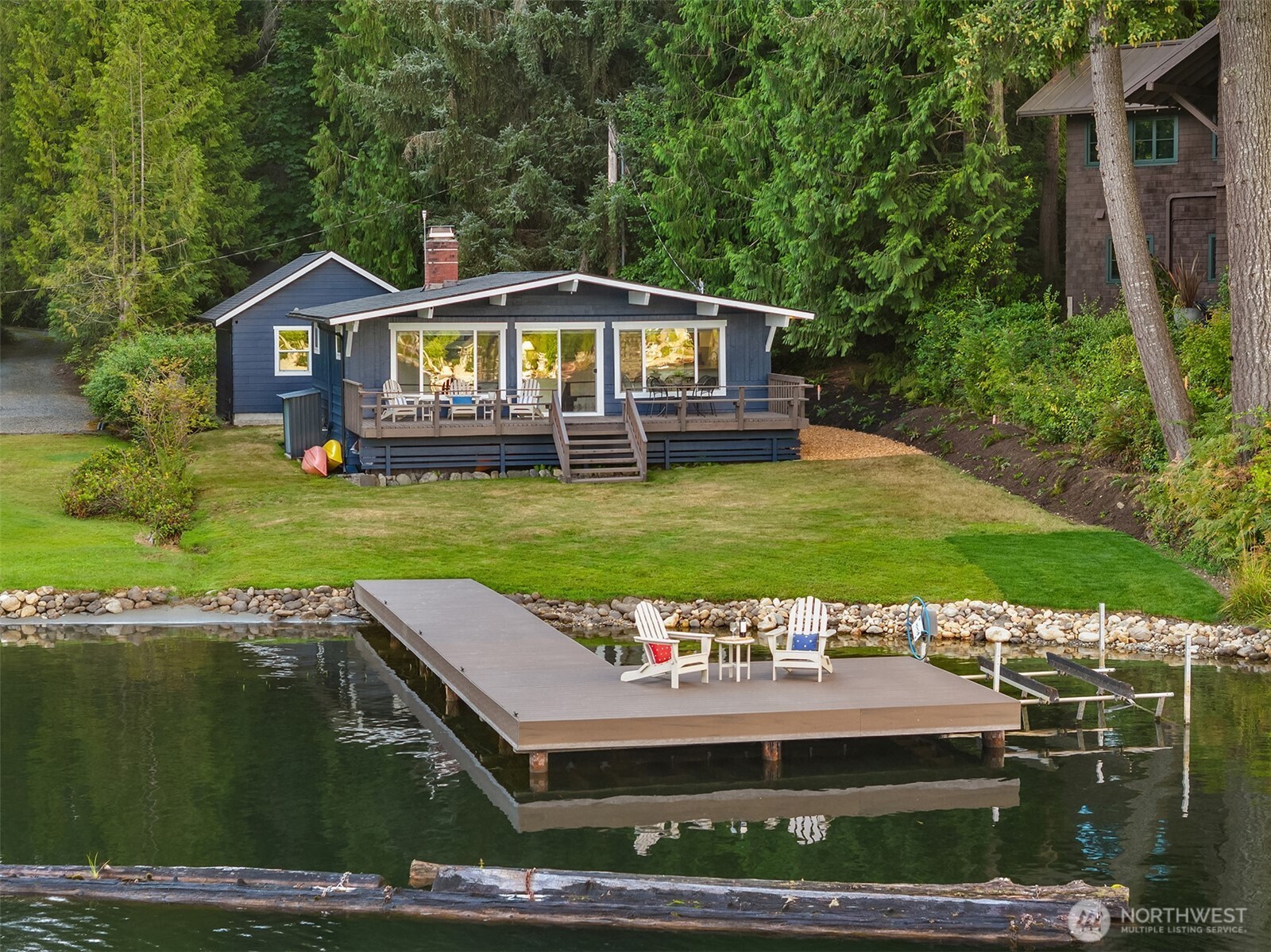 3 SW LAKE ROESIGER ROAD