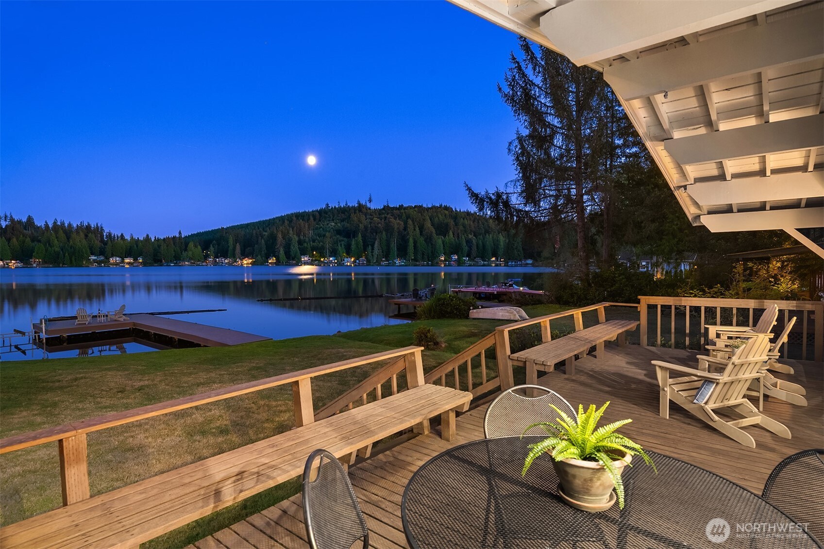 3 SW LAKE ROESIGER ROAD