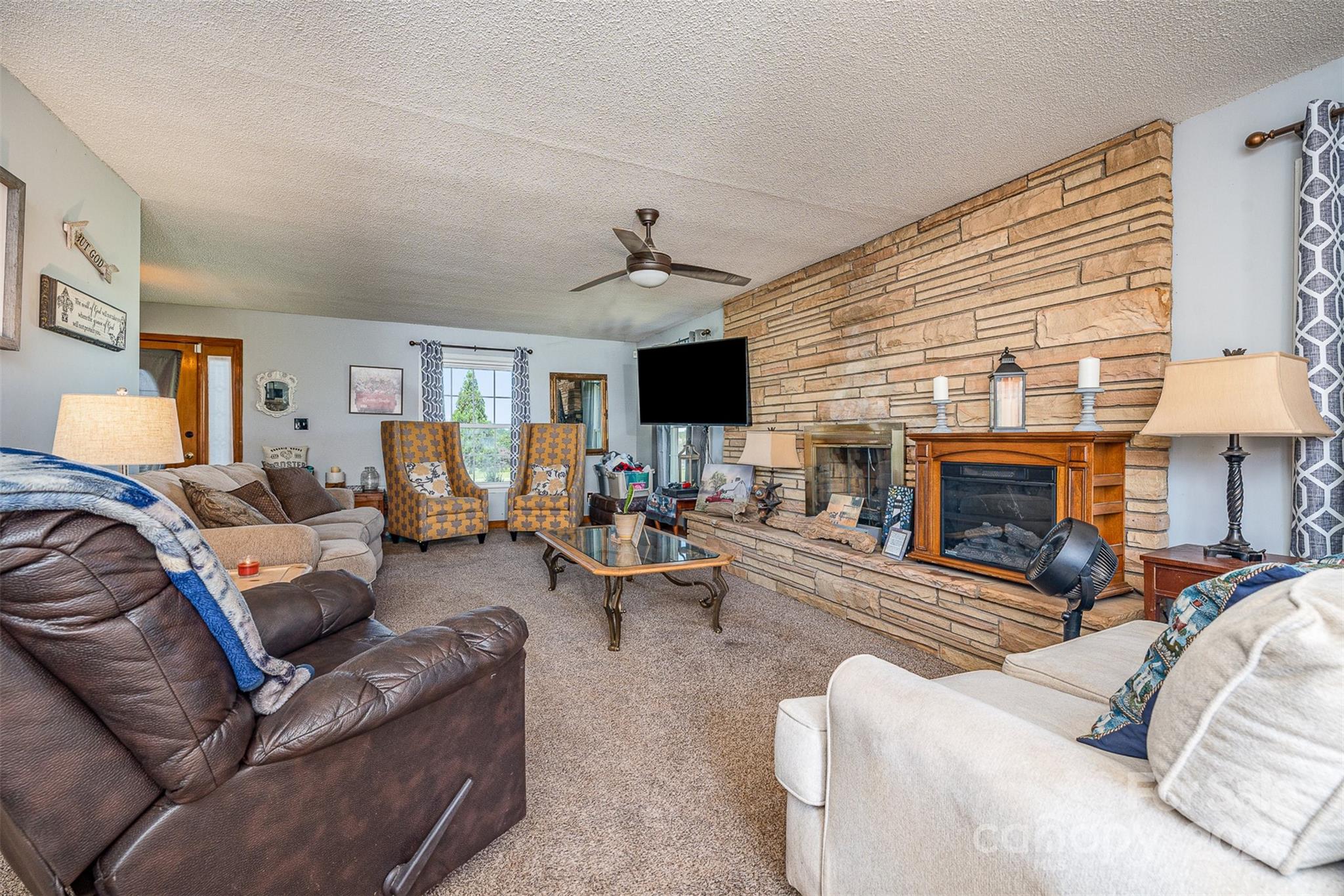 654 Whites Farm Road