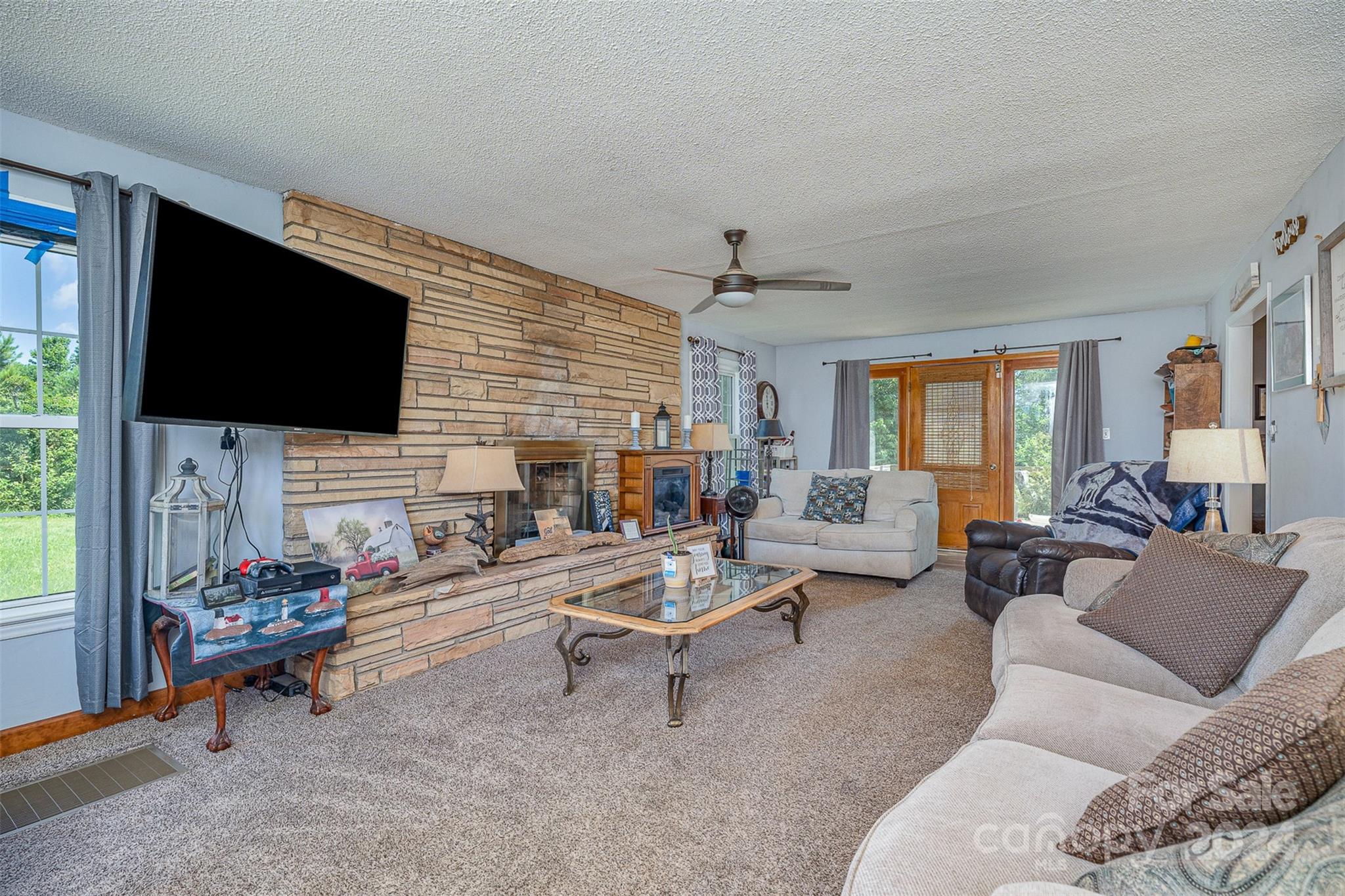 654 Whites Farm Road