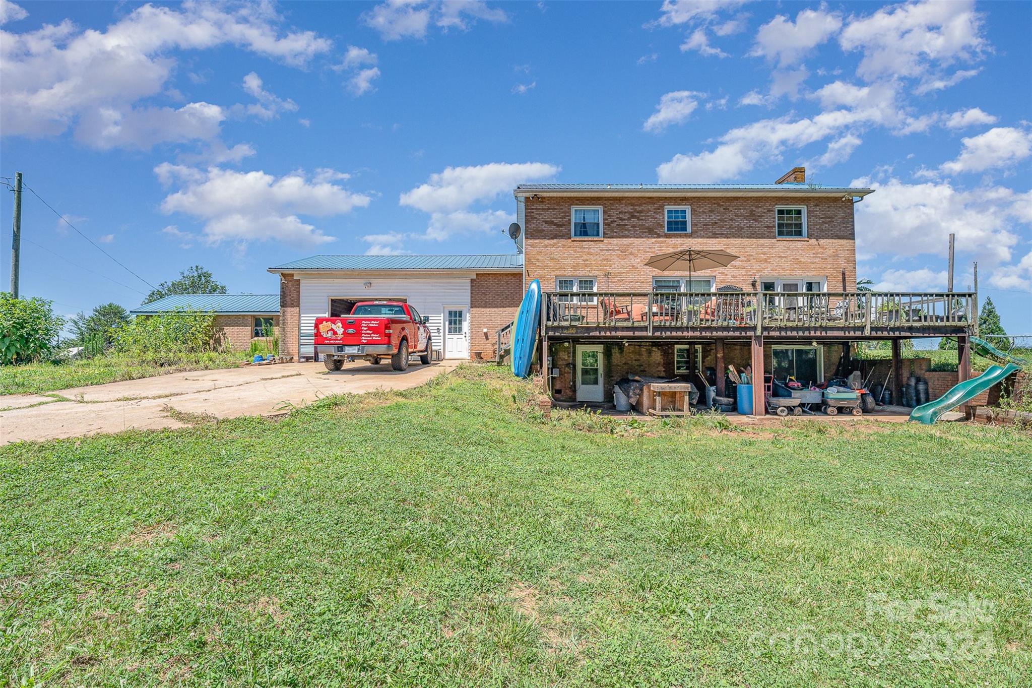 654 Whites Farm Road